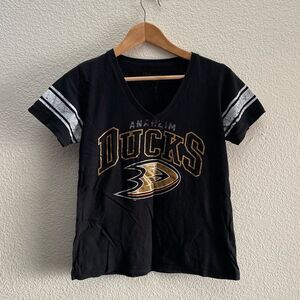 Anaheim Ducks Hockey NHL G-III For Her Carl Banks V-Neck T-Shirt Small